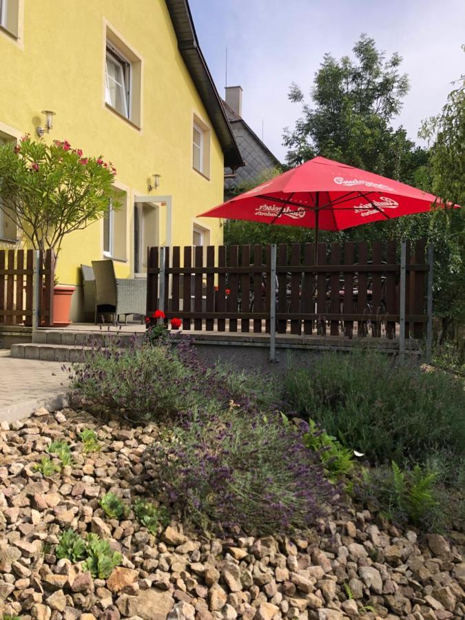 Pension U Rytire Janov Buitenkant foto